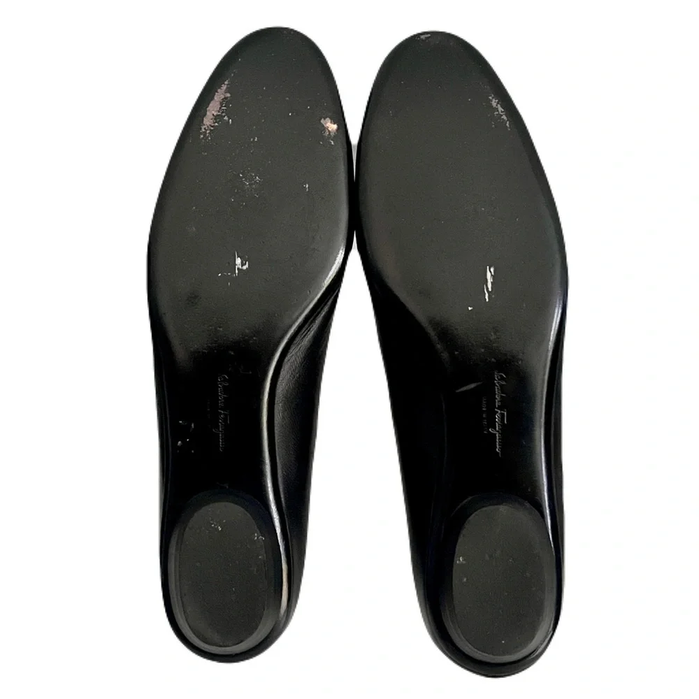 Salvatore Ferragamo Black Leather Cap Toe Gancini Spectator Flats, Size 8.5AA
